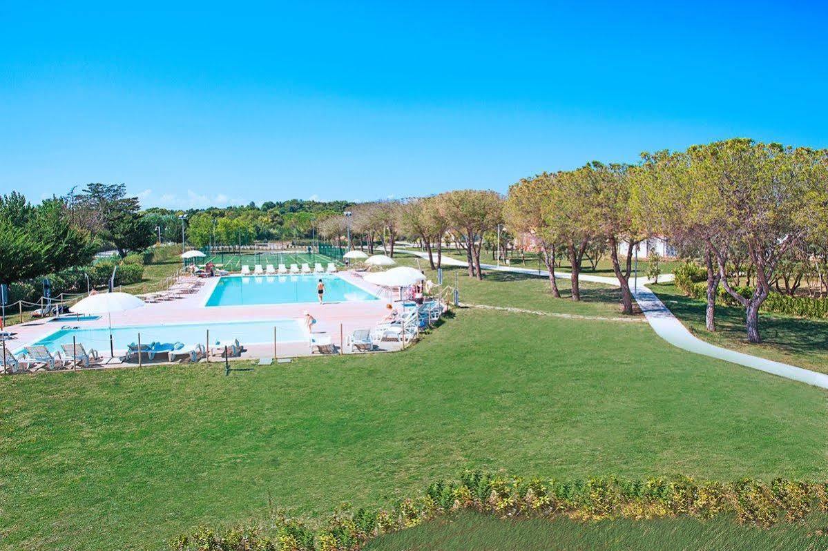 Adamo Ed Eva Resort Numana Exterior photo